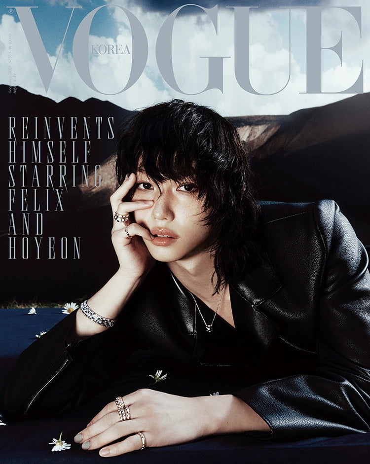 [Pre-Order] VOGUE - 2025. 12 (Cover. Stray kids FELIX)