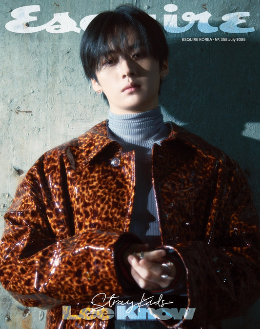 [SHIPS SEPTEMBER]Esquire - 2025. 08 (Cover. Stray Kids Lee Know)
